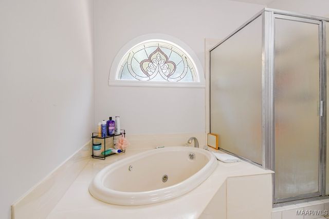 249 Woodledge Place, Montgomery, AL 36109