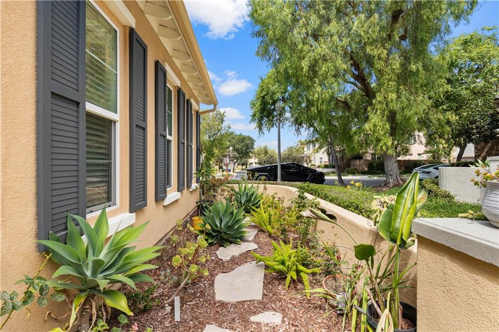 30 Bombay, Irvine, CA 92620 — photo 4