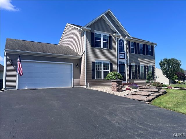8723 Pizzuto Drive, Cicero, NY 13039