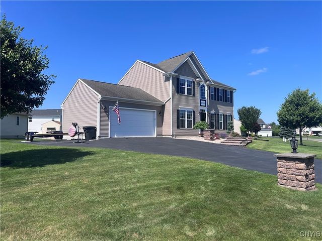 8723 Pizzuto Drive, Cicero, NY 13039