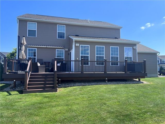 8723 Pizzuto Drive, Cicero, NY 13039