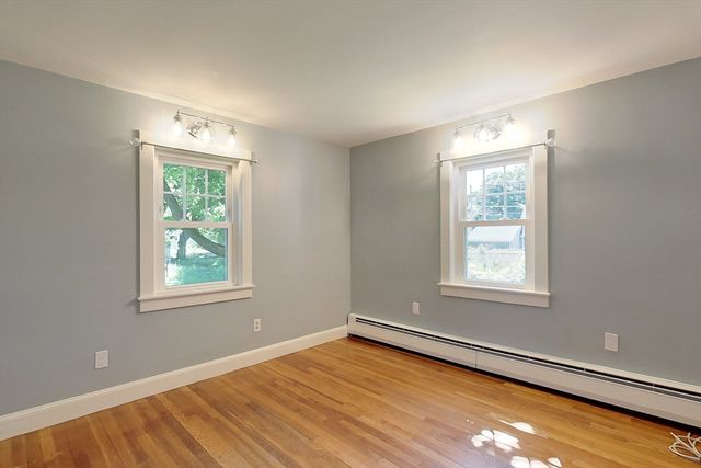 16 Rangeway Rd, Billerica, MA 01862