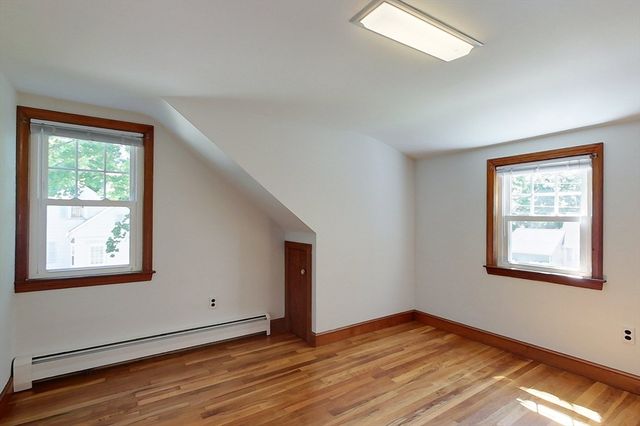 16 Rangeway Rd, Billerica, MA 01862