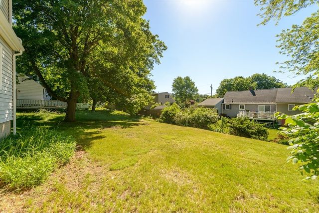 16 Rangeway Rd, Billerica, MA 01862