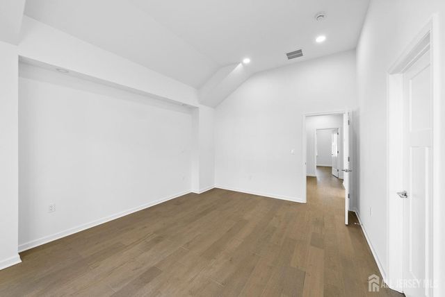 410 Morris Place, Roselle, NJ 07203