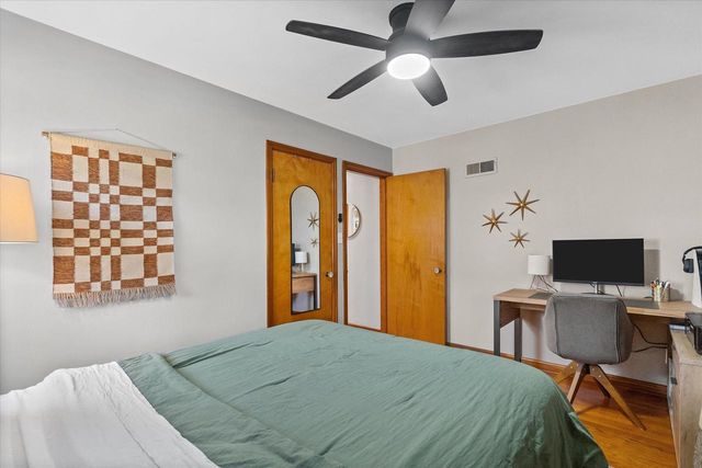 3554 S 14th STREET, Milwaukee, WI 53221