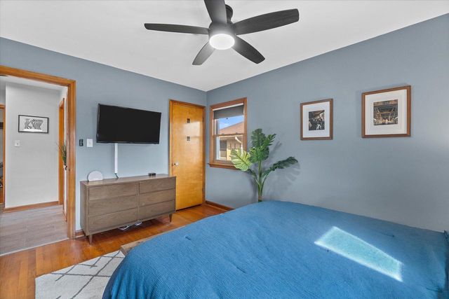 3554 S 14th STREET, Milwaukee, WI 53221