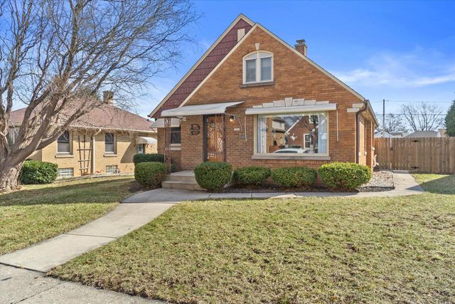 3554 S 14th STREET, Milwaukee, WI 53221