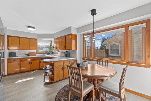 3554 S 14th STREET, Milwaukee, WI 53221