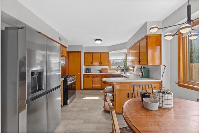 3554 S 14th STREET, Milwaukee, WI 53221