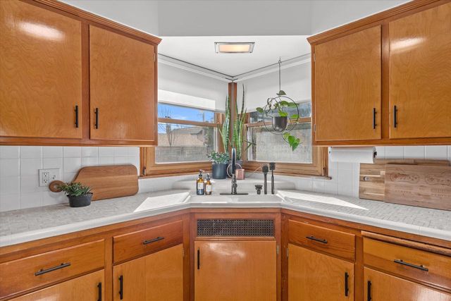 3554 S 14th STREET, Milwaukee, WI 53221