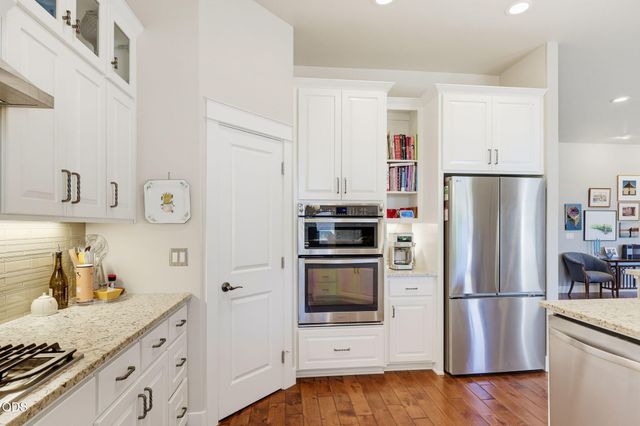 4002 Crystal Springs Drive, Medford, OR 97504