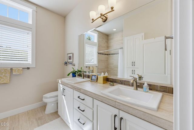 4002 Crystal Springs Drive, Medford, OR 97504