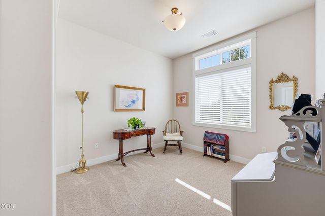 4002 Crystal Springs Drive, Medford, OR 97504