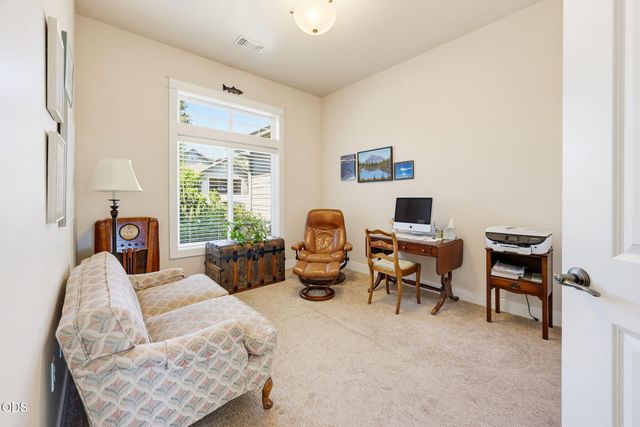 4002 Crystal Springs Drive, Medford, OR 97504