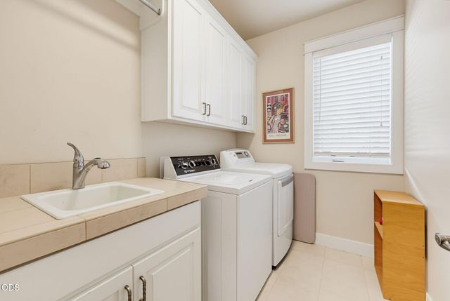 4002 Crystal Springs Drive, Medford, OR 97504