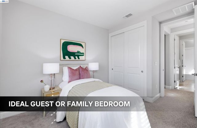 39438 Humpback Whale Rd, Newark, CA 94560