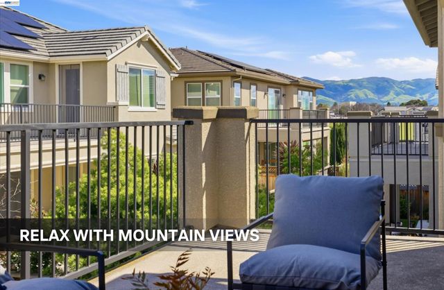 39438 Humpback Whale Rd, Newark, CA 94560