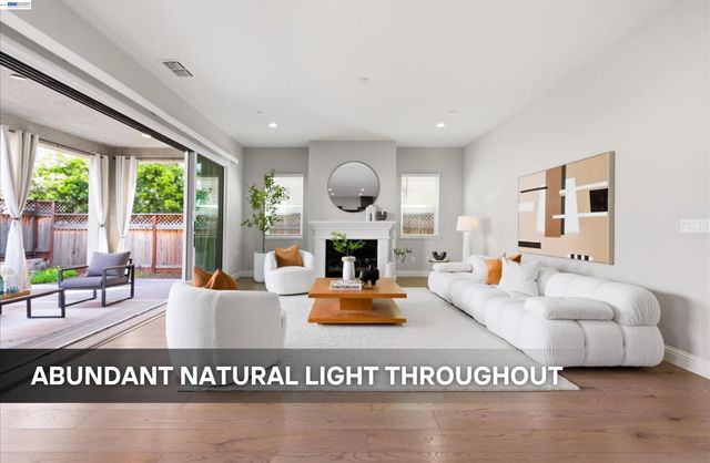 39438 Humpback Whale Rd, Newark, CA 94560