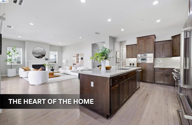 39438 Humpback Whale Rd, Newark, CA 94560