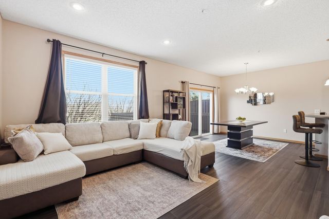 4580 Blaylock Circle, Inver Grove Heights, MN 55076