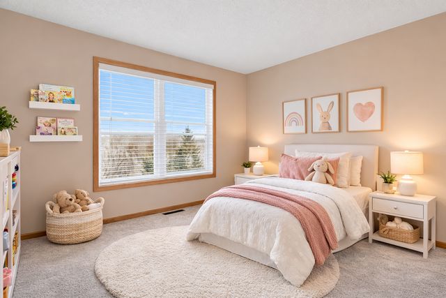 4580 Blaylock Circle, Inver Grove Heights, MN 55076