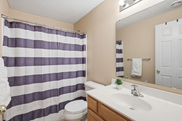 4580 Blaylock Circle, Inver Grove Heights, MN 55076