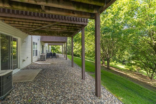 4580 Blaylock Circle, Inver Grove Heights, MN 55076