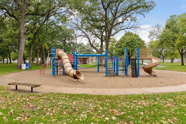 4580 Blaylock Circle, Inver Grove Heights, MN 55076
