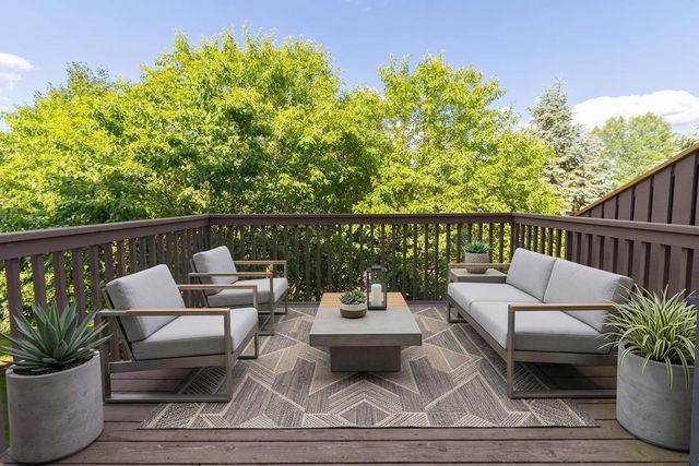 4580 Blaylock Circle, Inver Grove Heights, MN 55076