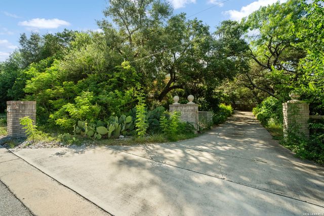 9611 AZALEA CIR, Garden Ridge, TX 78266