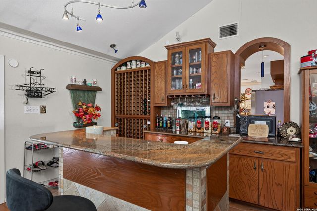 9611 AZALEA CIR, Garden Ridge, TX 78266