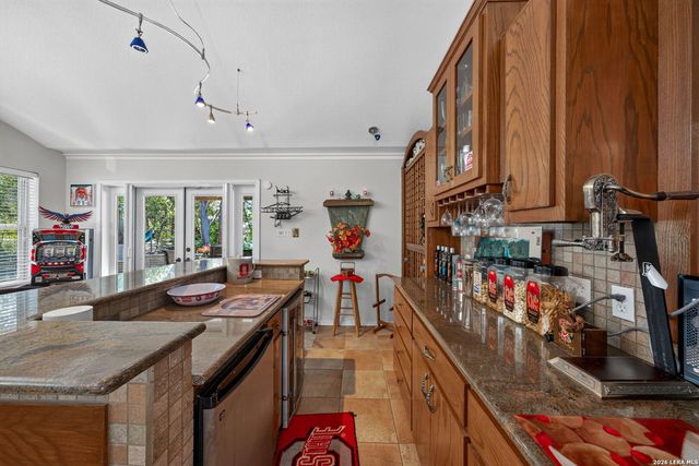 9611 AZALEA CIR, Garden Ridge, TX 78266