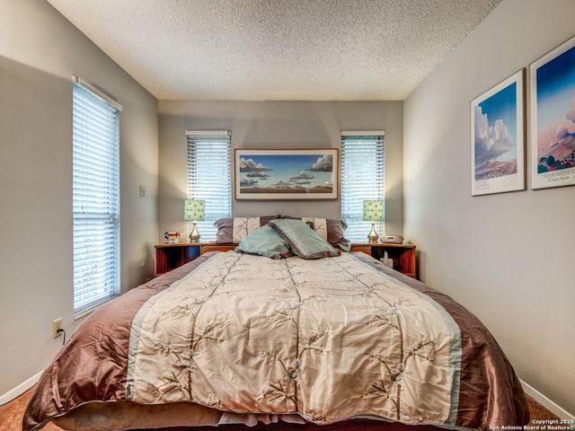9611 AZALEA CIR, Garden Ridge, TX 78266