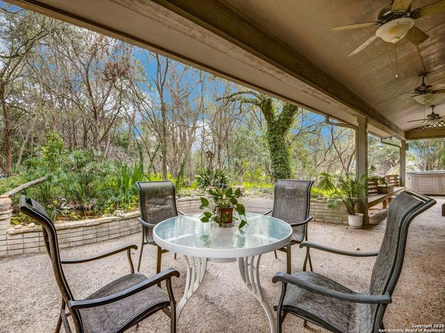9611 AZALEA CIR, Garden Ridge, TX 78266