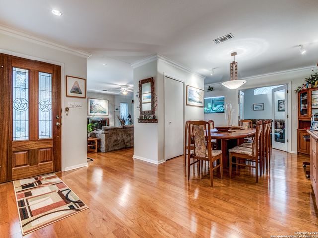 9611 AZALEA CIR, Garden Ridge, TX 78266