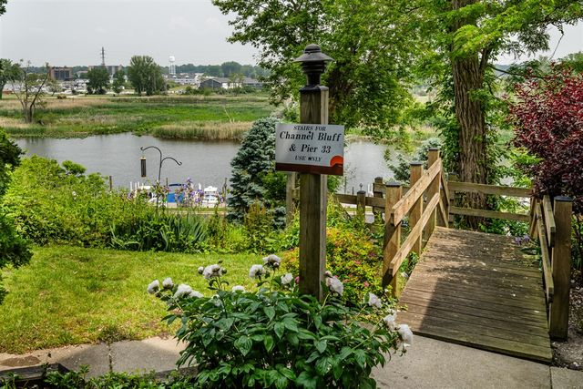 197 Wayne Street, Saint Joseph, MI 49085