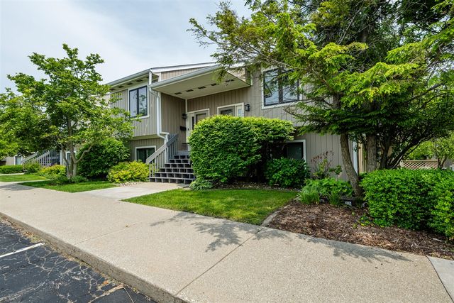 197 Wayne Street, Saint Joseph, MI 49085