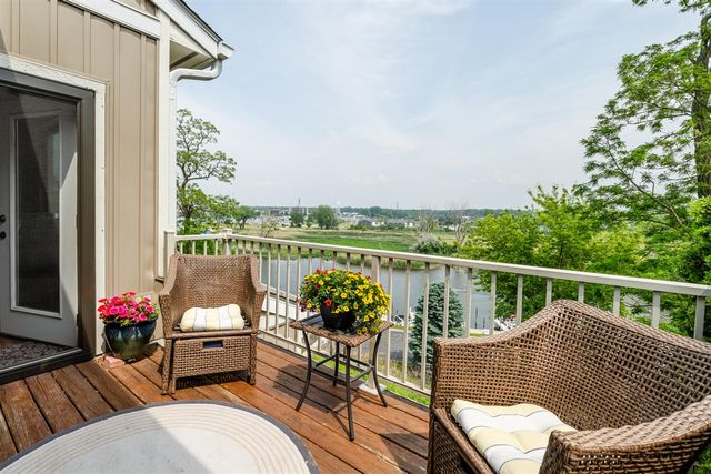 197 Wayne Street, Saint Joseph, MI 49085
