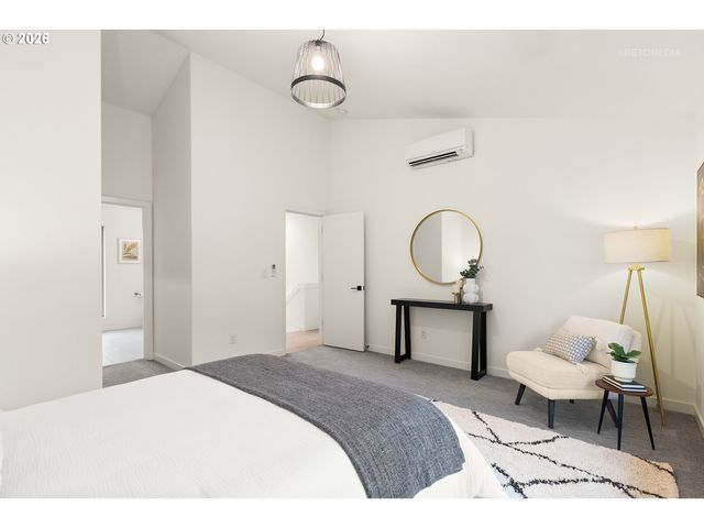 1122 Se TENINO St, Portland, OR 97202