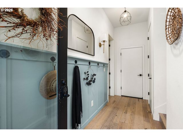 1122 Se TENINO St, Portland, OR 97202