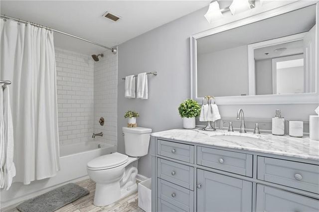 2870 Pharr Court South NW 1505, Atlanta, GA 30305