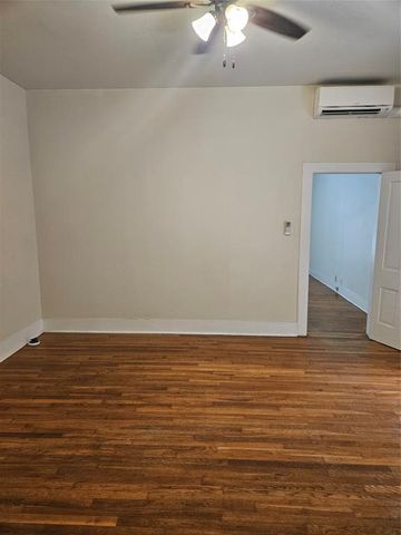 704 W 22nd B, Austin, TX 78705