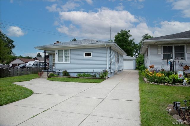 585 Harlem Road, West Seneca, NY 14224