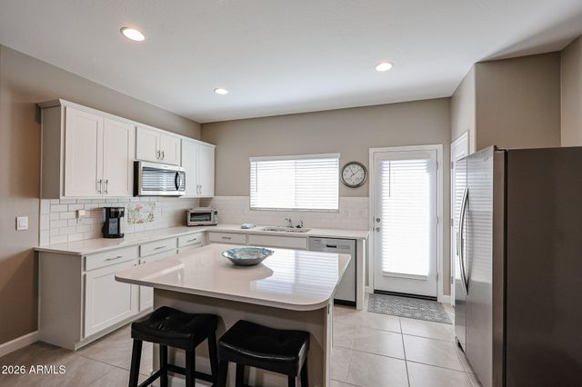 2173 S 239TH Drive, Buckeye, AZ 85326