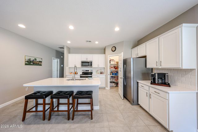 2173 S 239TH Drive, Buckeye, AZ 85326