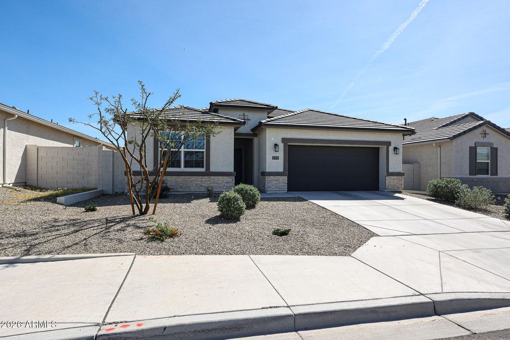 2173 S 239TH Drive, Buckeye, AZ 85326