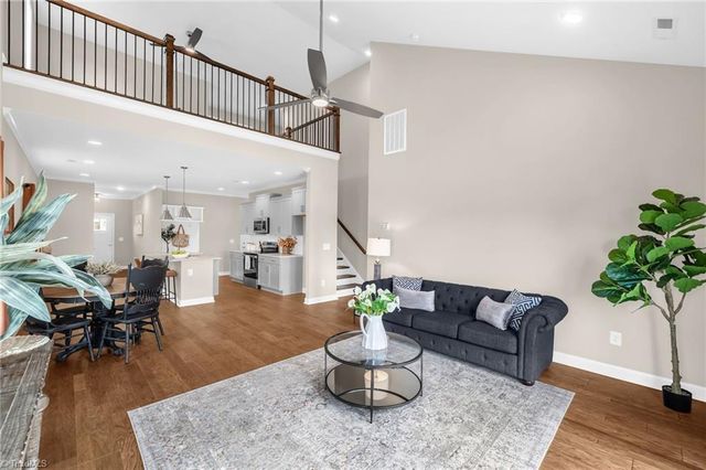 1715 Creekline Drive, Kernersville, NC 27284