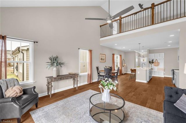 1715 Creekline Drive, Kernersville, NC 27284