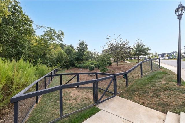 1715 Creekline Drive, Kernersville, NC 27284